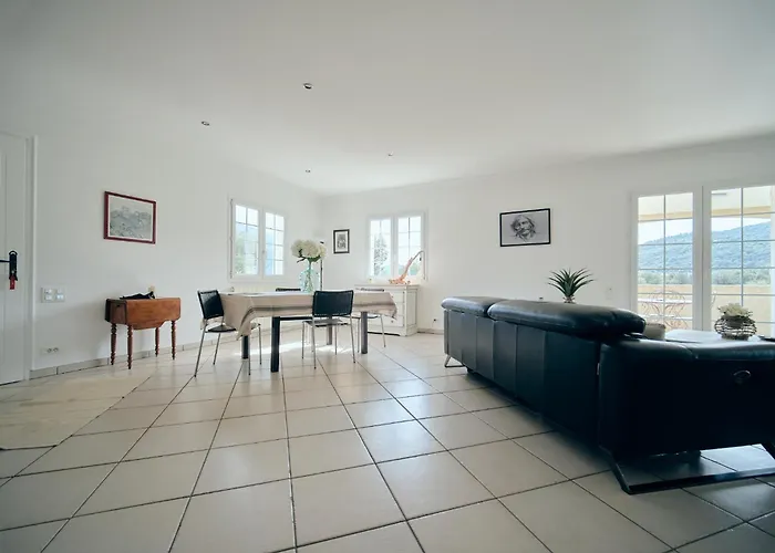 La Ferme Apartment *